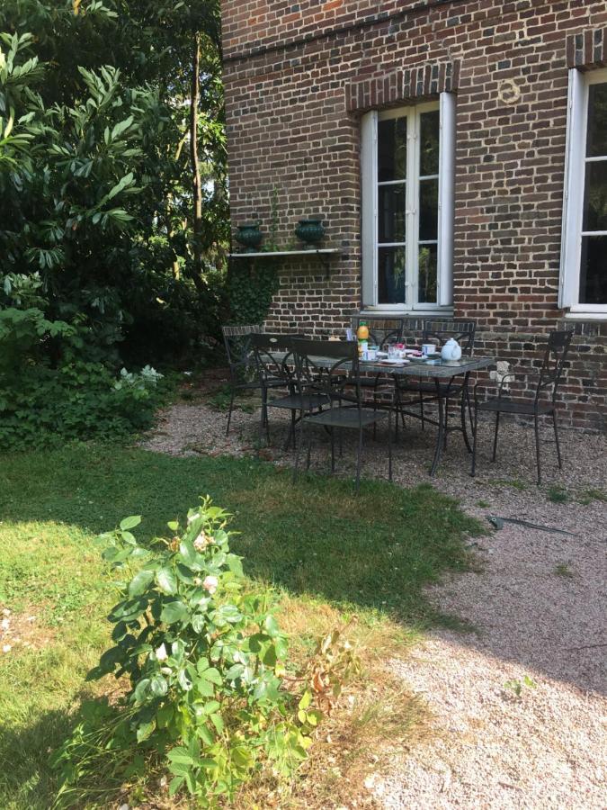 Bed and Breakfast Au Charme Des Pommiers Thiberville Exterior foto